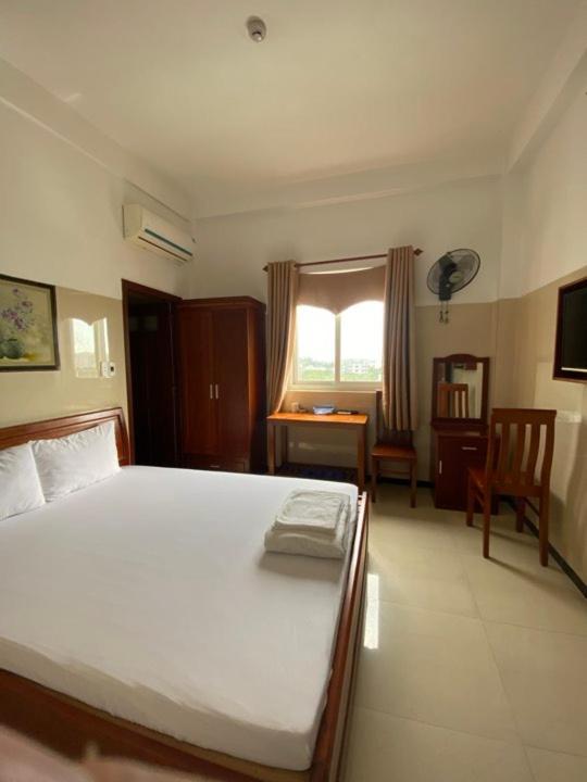 Hotel My Viet Dĩ An Buitenkant foto